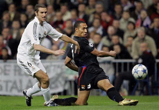 成功转型，米体：库普梅纳斯已成尤文不可或缺的组织型后卫（米体：库普梅纳斯完成转型，已成尤文后防组织核心）