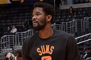 意媒：加斯佩里尼曾邀德罗西住他在热那亚的家，德罗西婉拒了（意媒：加斯佩里尼曾邀德罗西入住其热那亚住所，后者婉拒）