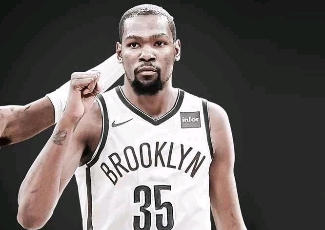 莫雷托：罗马想签下齐尔克泽，阿雷瓦洛和马拉是他的备选（莫雷托：罗马盯上齐尔克泽，备选人包括阿雷瓦洛与马拉）