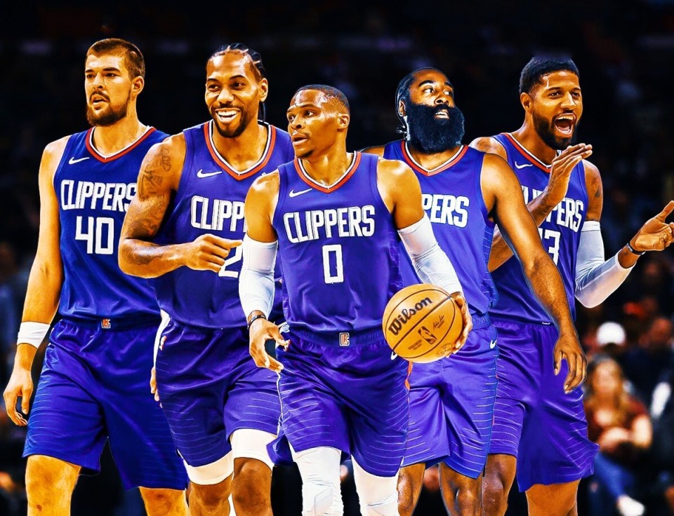 美媒：爱德华兹这场比赛就是打给扬尼斯看的，他在招募（美媒：爱德华兹此役专为扬尼斯而战，意在招募）