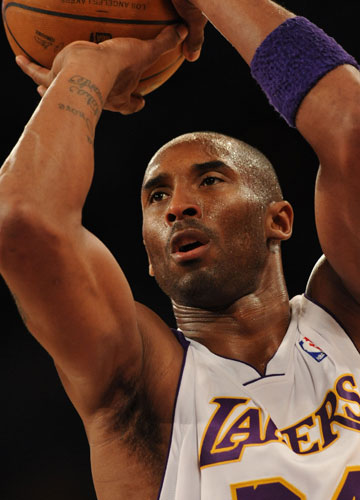 欧冠连场二马盘槽 布鲁日0-3阿森纳Club B...（欧冠战报：阿森纳3-0完胜布鲁日）