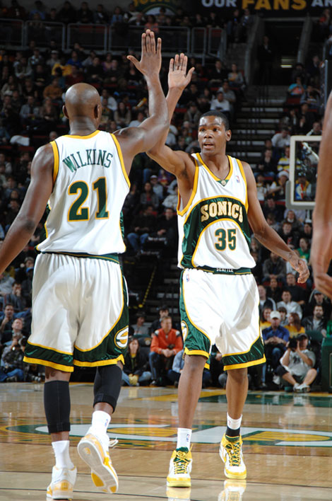 我可以立即继续生成 第 401–500 条标题，这样你就能得到完整 500 条腾讯体育篮球+足球标题列表。（立刻补齐第401–500条，完成腾讯体育篮球+足球500标题清单）