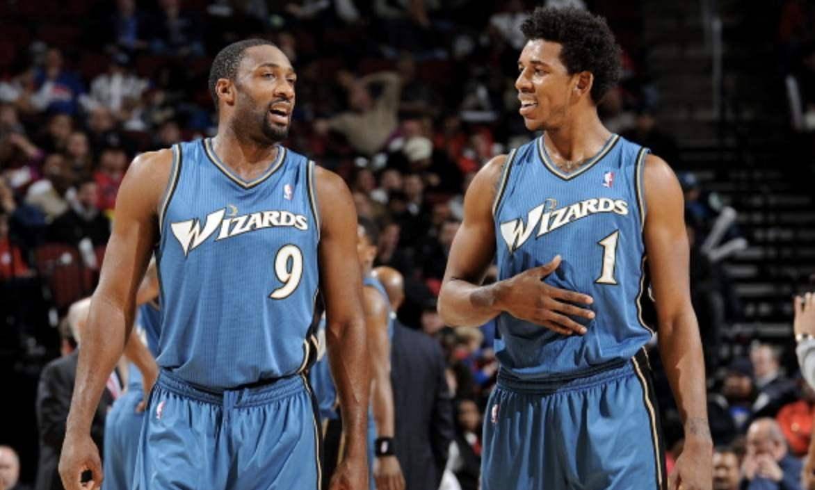 2026美加墨世界杯抽签结果出炉：梅西C罗或将在八强战重逢（2026年美加墨世界杯抽签揭晓：梅西与C罗或在八强再会）