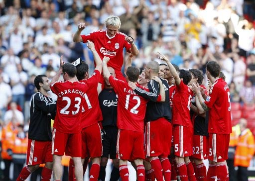 东体：申花主力赛季中后期身心疲劳，阵容一直是“明牌”状态（东体：申花主力后半程身心俱疲，阵容长期被对手看透）